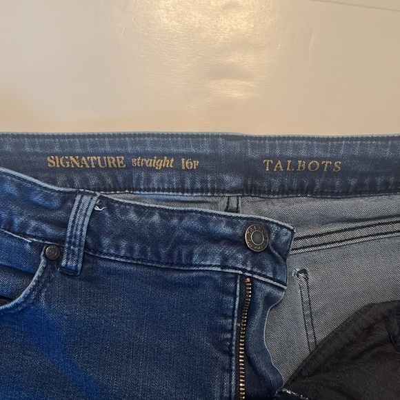 Talbots Petite Signature Straight Blue Jeans Size 16P - Picture 7 of 8